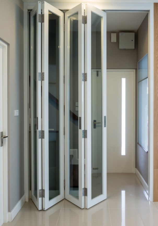 bifold door Hayes, Harlington, UB3, UB4